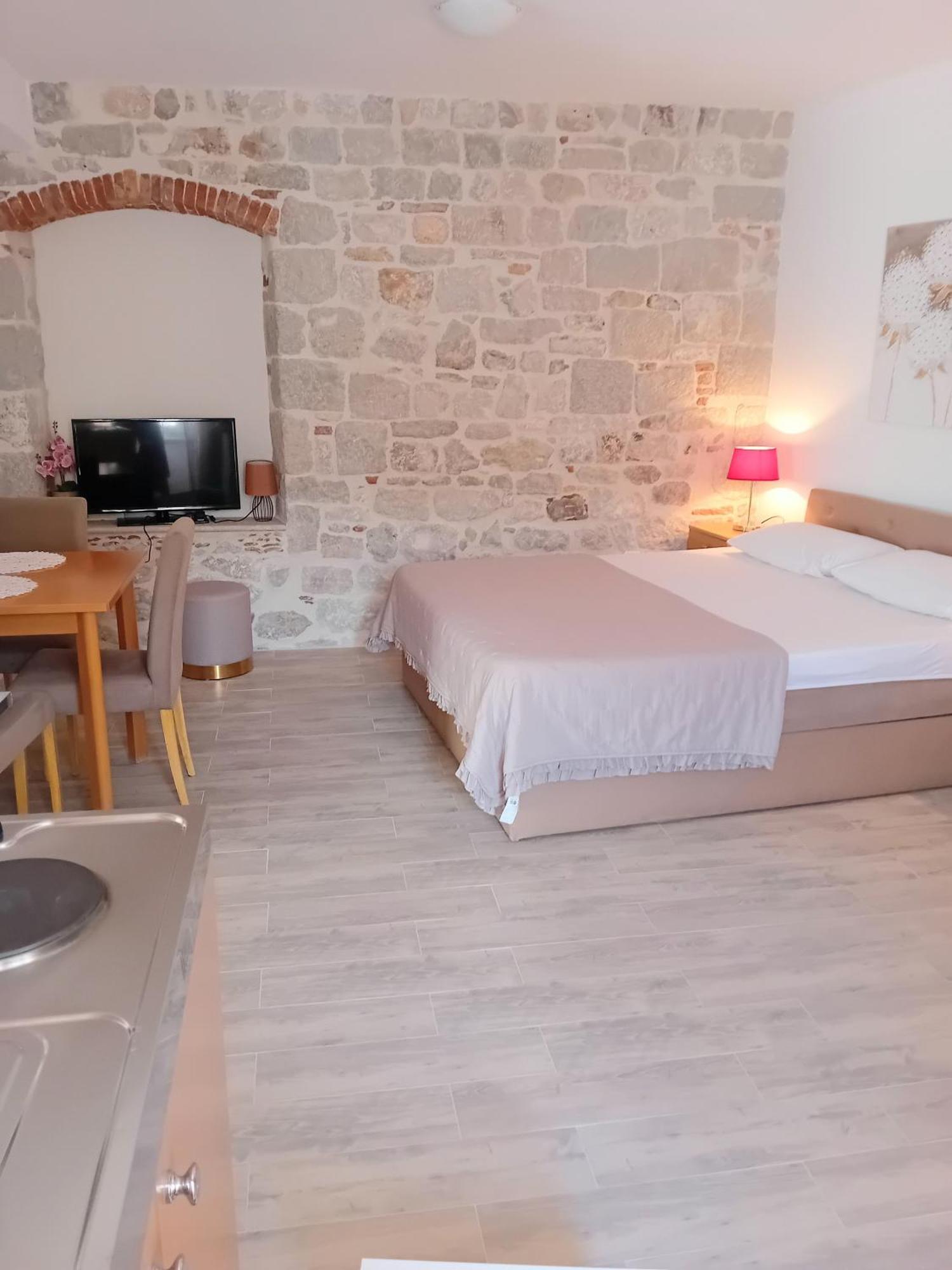 Apartment Andela Kaštela Εξωτερικό φωτογραφία