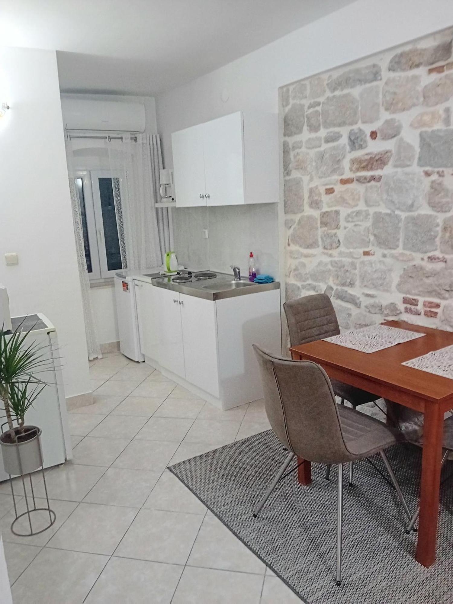 Apartment Andela Kaštela Εξωτερικό φωτογραφία